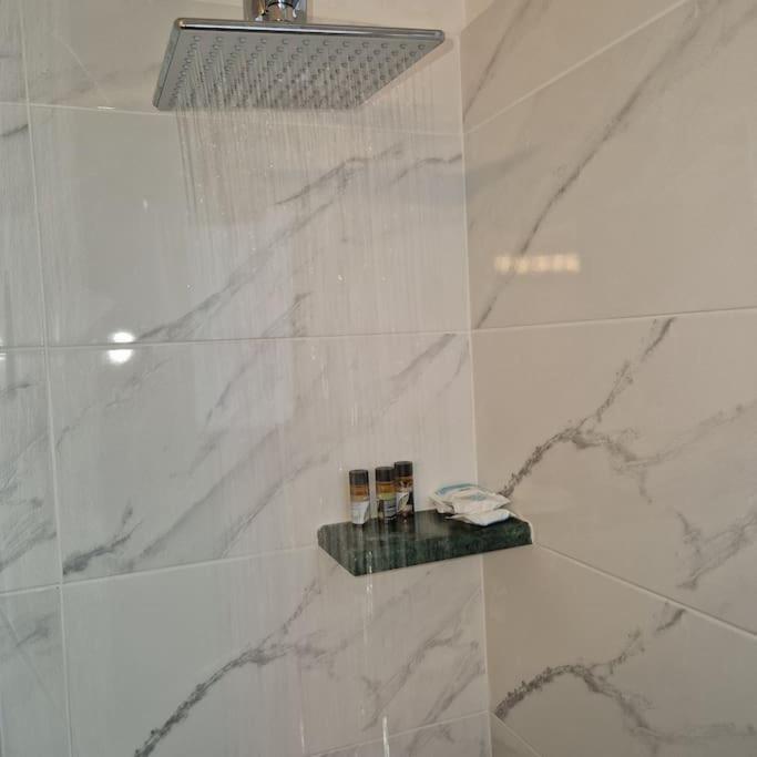 Stylish And Central Apt Near Acropolis - Avdi Square 雅典 外观 照片